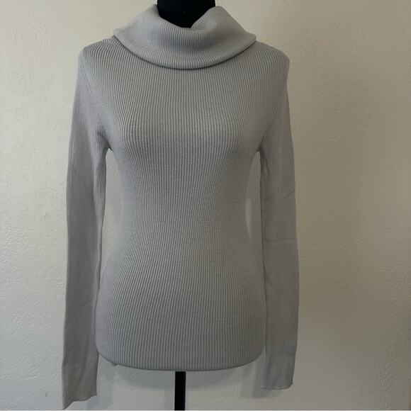 Max Mara Leisure Lorena Turtleneck Off- Shoulder Ribbed Wool Sweater Pale Blue - Picture 11 of 11